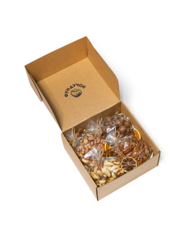 Подарочный набор орехов № 5 (1 кг.)